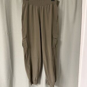 Abercrombie & Fitch Green Cargo Joggers with Elastic Waistband